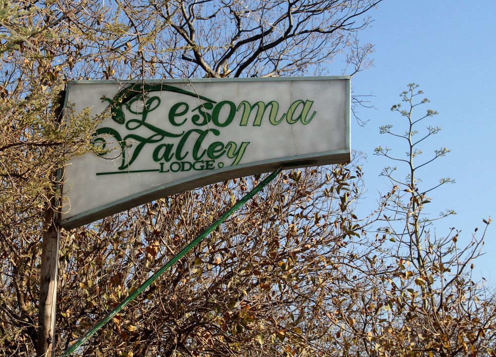 Lesoma Valley Lodge Kasane Exterior foto